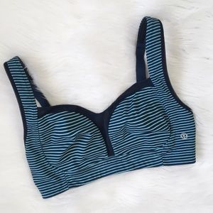 Lululemon tata tamer striped sports bra 32DD